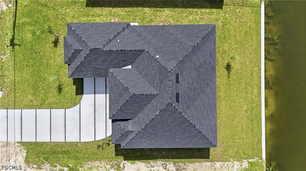 343 NE 15th Street Cape Coral FL 33909