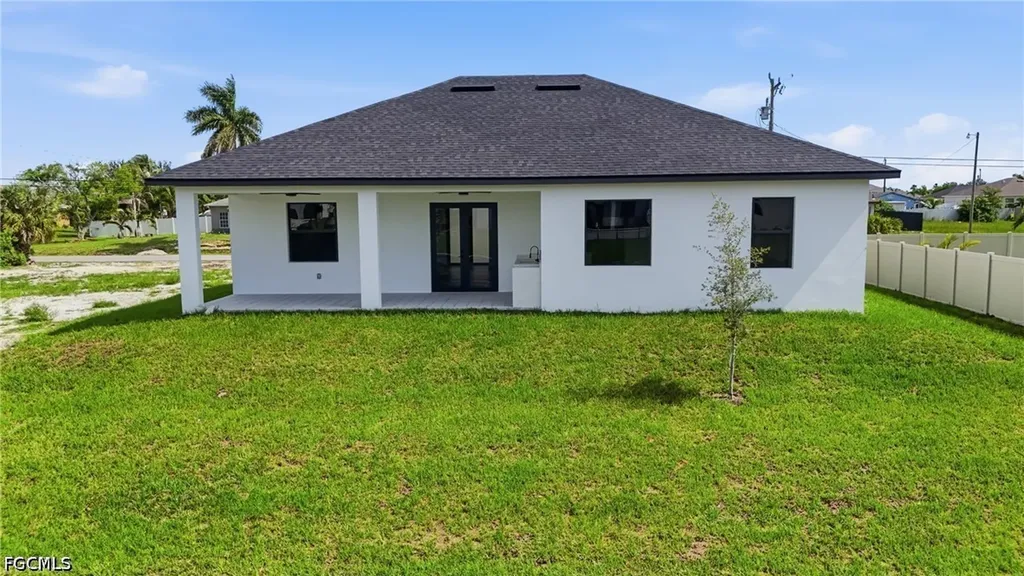 343 NE 15th Street Cape Coral FL 33909