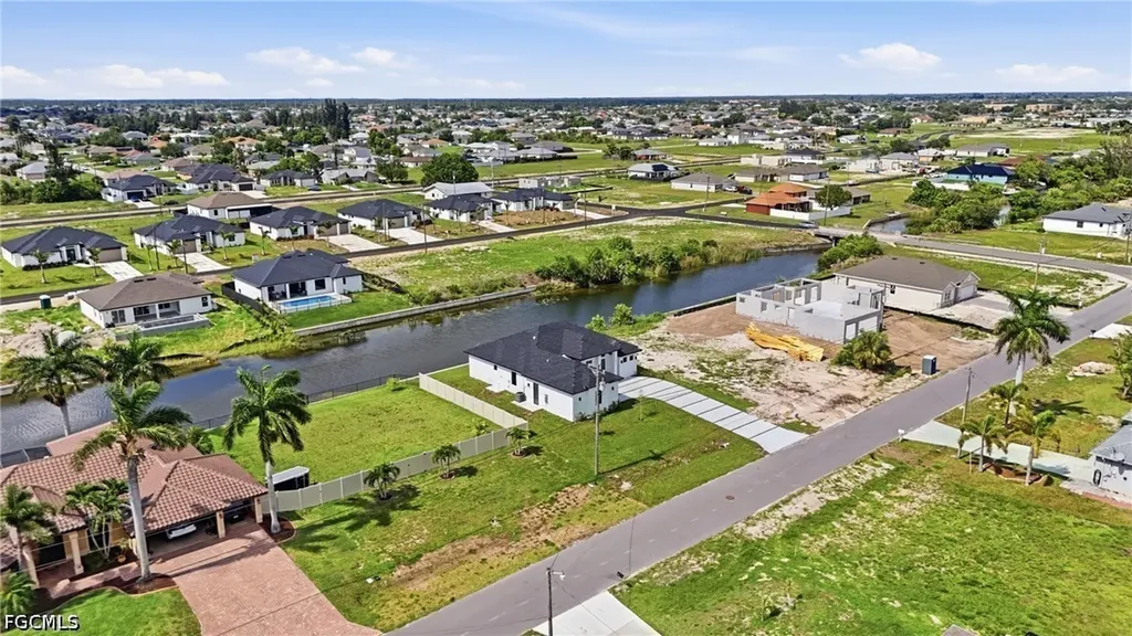 343 NE 15th Street Cape Coral FL 33909