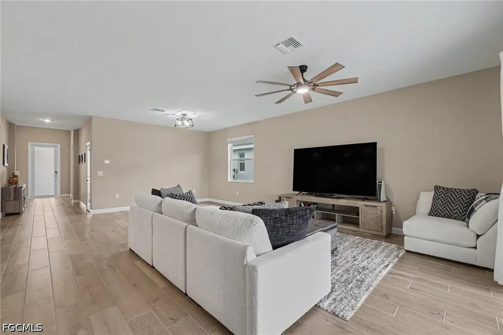 14864 White Pearl Road Punta Gorda FL 33982