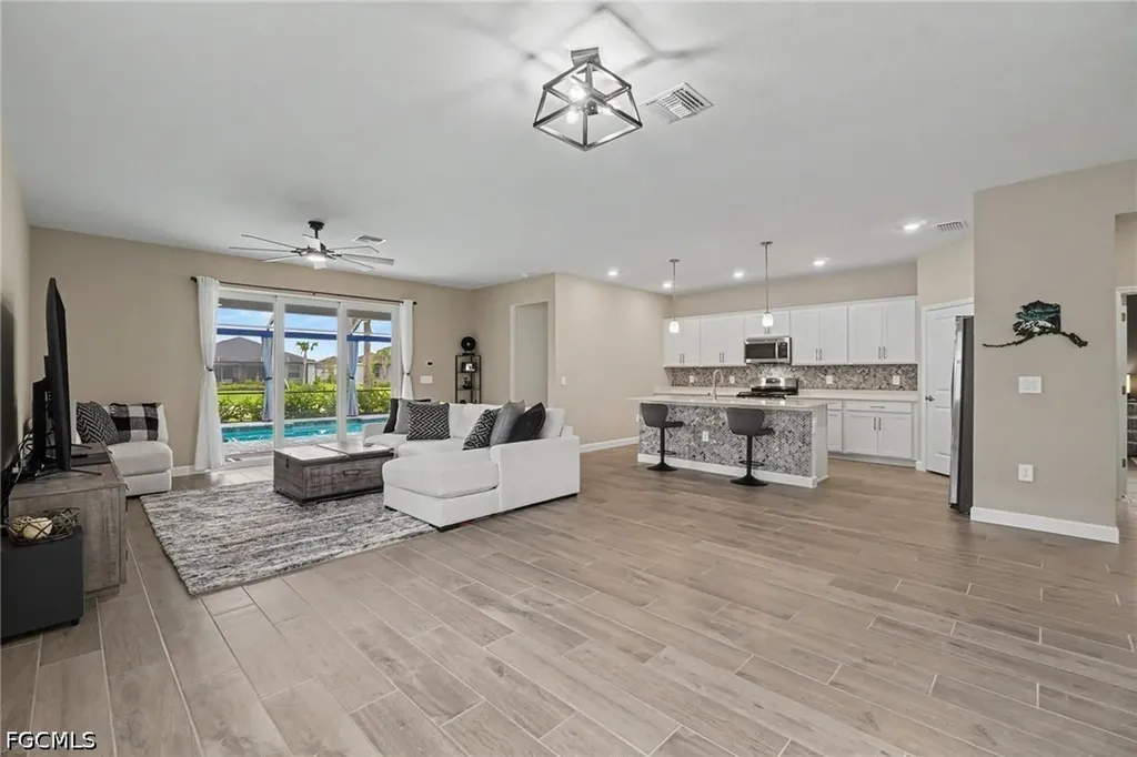 14864 White Pearl Road Punta Gorda FL 33982