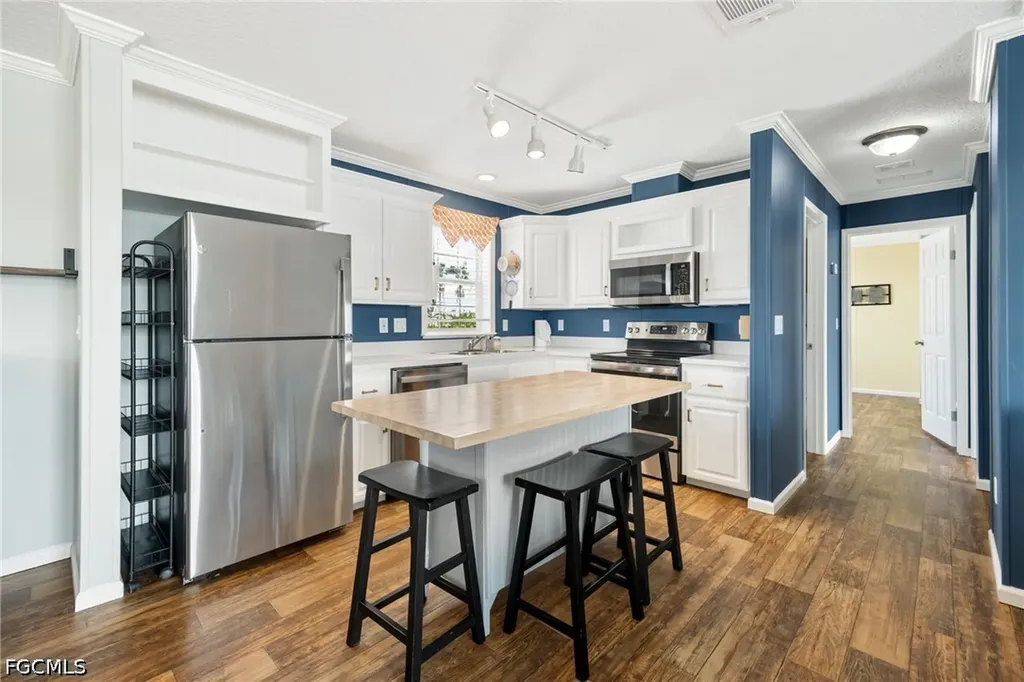 3822 Blueberry Lane St. James City FL 33956