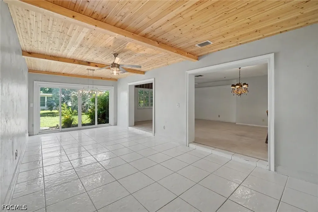 856 Pangola Drive North Fort Myers FL 33903