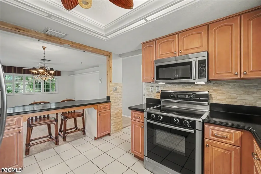 856 Pangola Drive North Fort Myers FL 33903