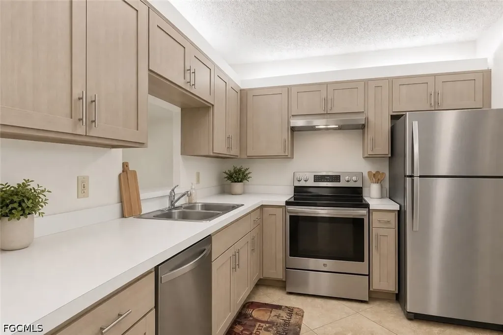 17156 Ravens Roost Fort Myers FL 33908