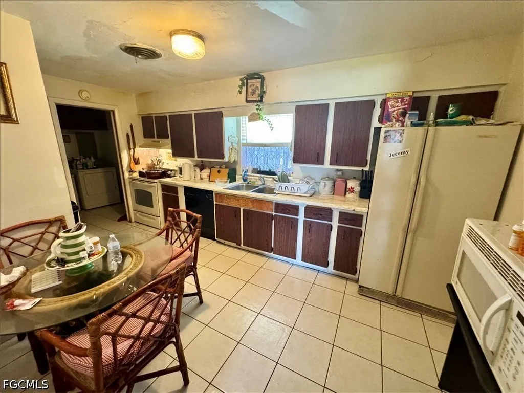 330 W Obispo Avenue Clewiston FL 33440