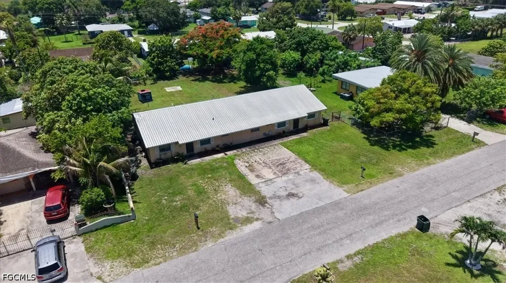 330 W Obispo Avenue Clewiston FL 33440