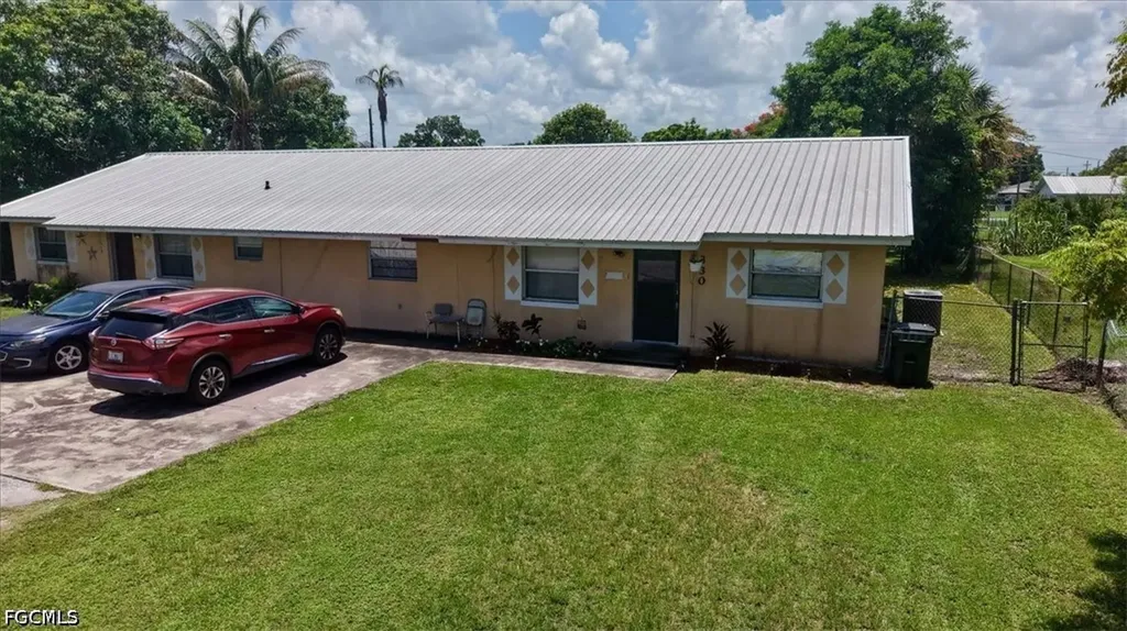 330 W Obispo Avenue Clewiston FL 33440