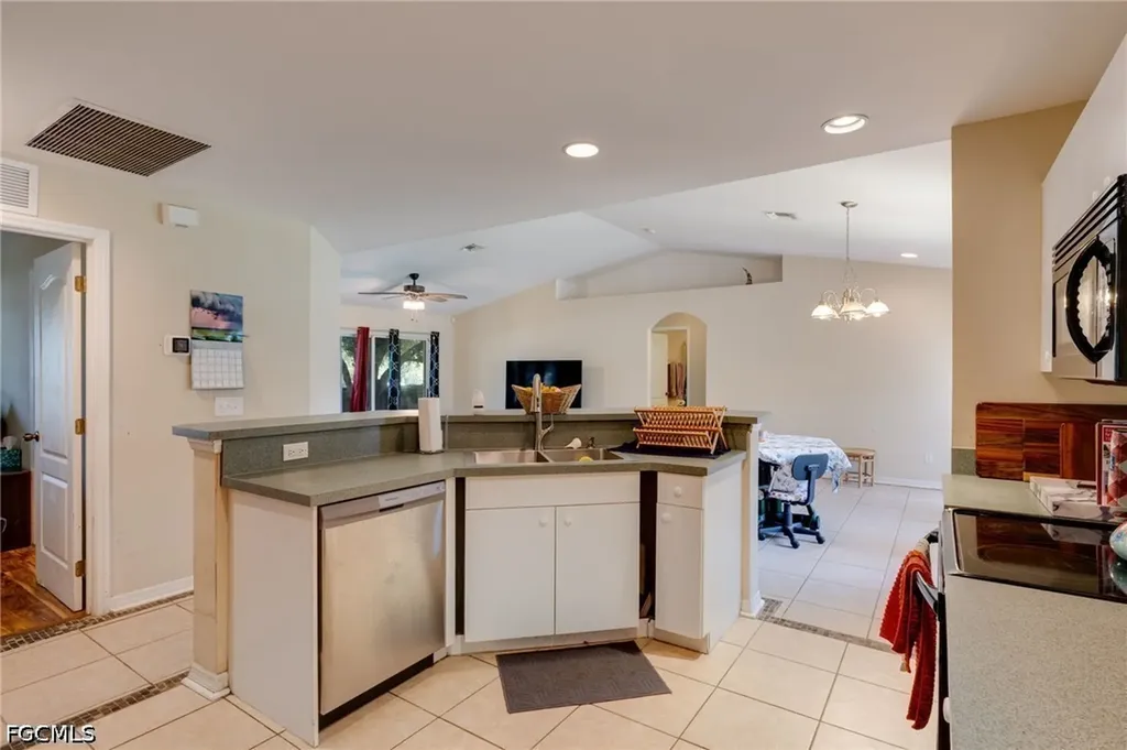 104 W 11th Street Lehigh Acres FL 33972