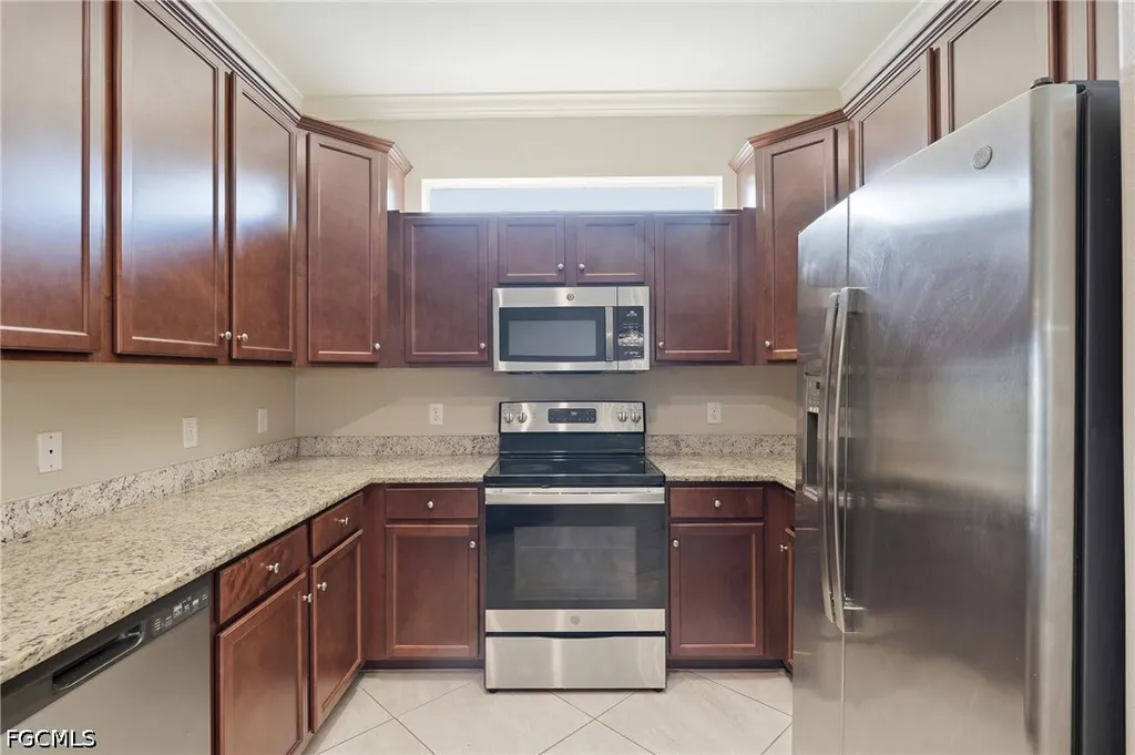 1839 Alameda Drive Naples FL 34120