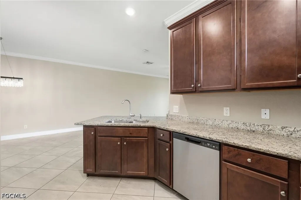 1839 Alameda Drive Naples FL 34120
