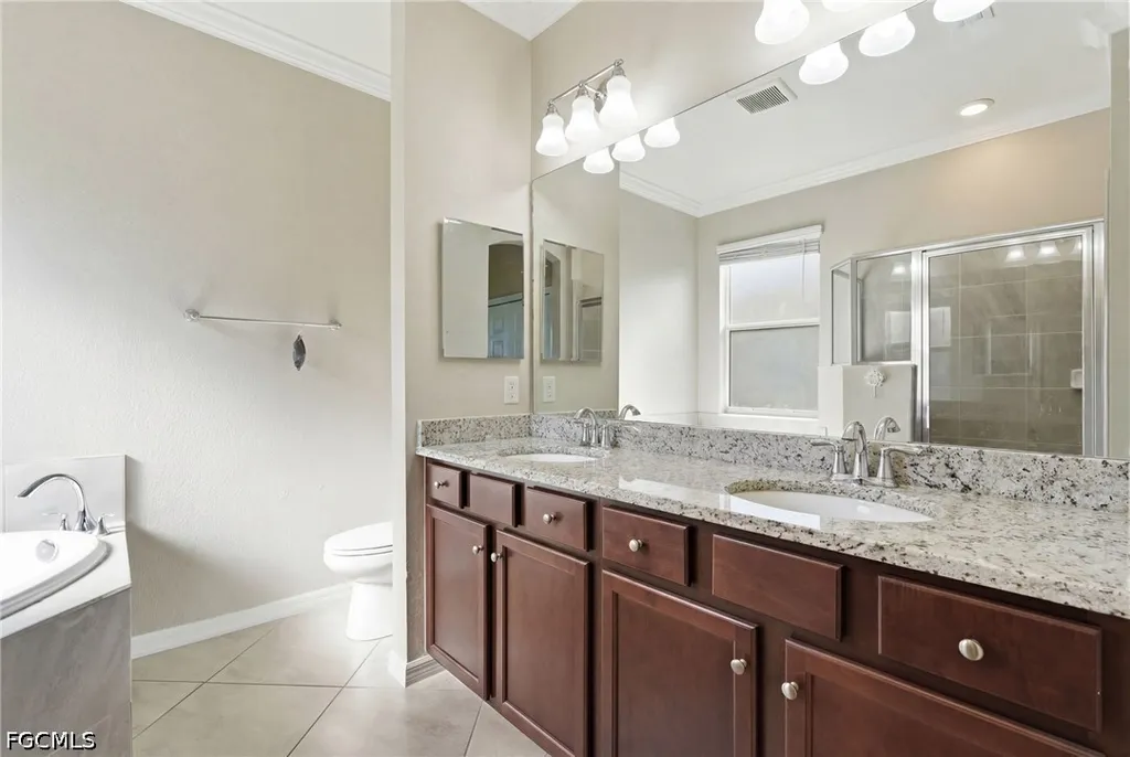 1839 Alameda Drive Naples FL 34120