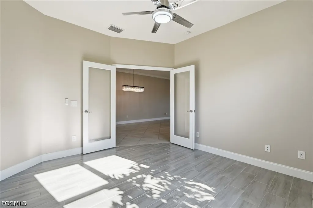1839 Alameda Drive Naples FL 34120