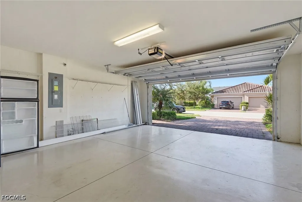 1839 Alameda Drive Naples FL 34120