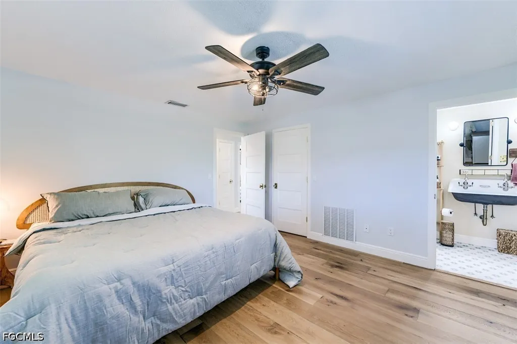 5302 Shalley Circle E Fort Myers FL 33919