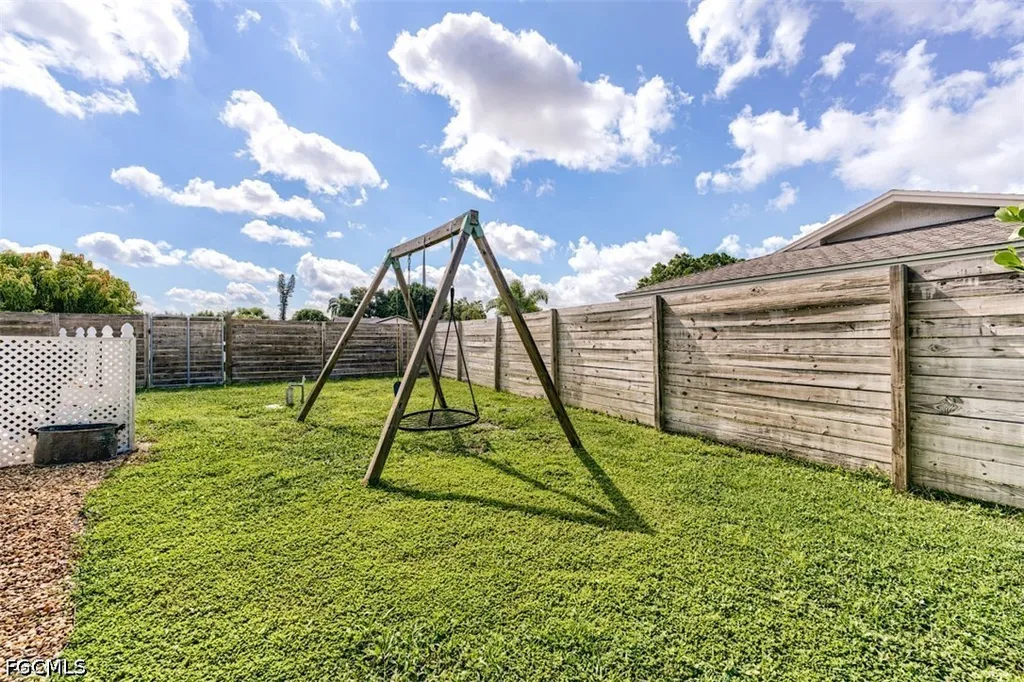 5302 Shalley Circle E Fort Myers FL 33919