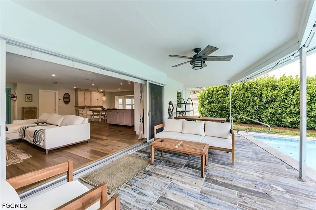 5302 Shalley Circle E Fort Myers FL 33919