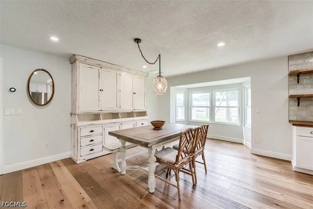 5302 Shalley Circle E Fort Myers FL 33919