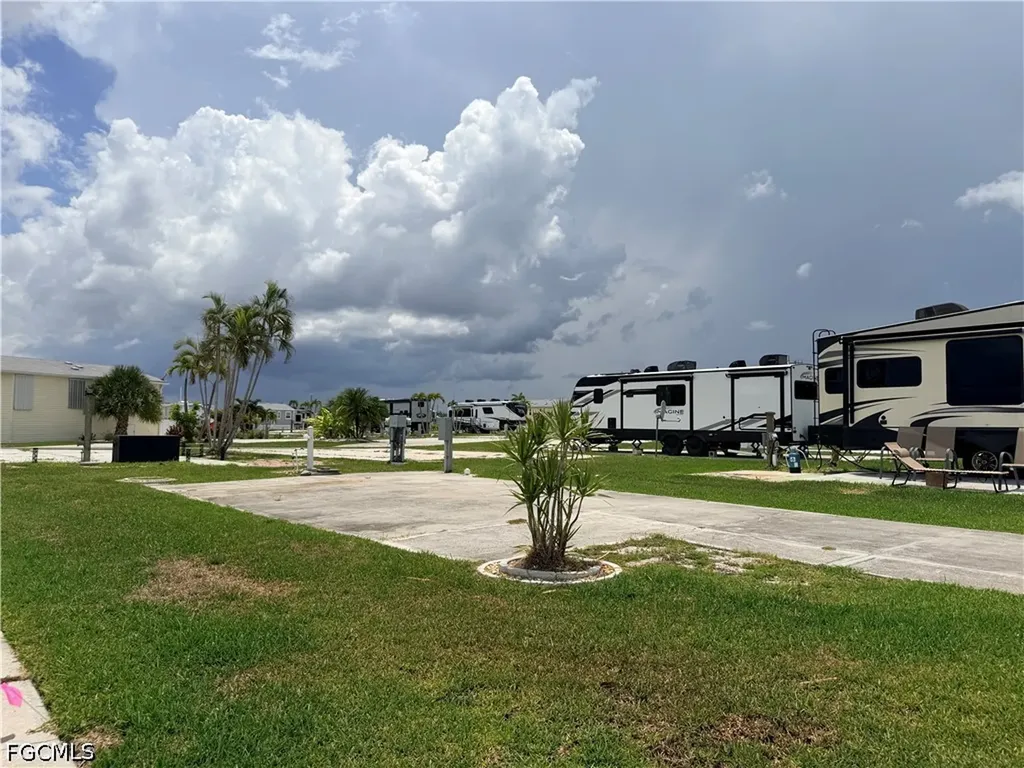 19681 Summerlin #51D Road Fort Myers FL 33908