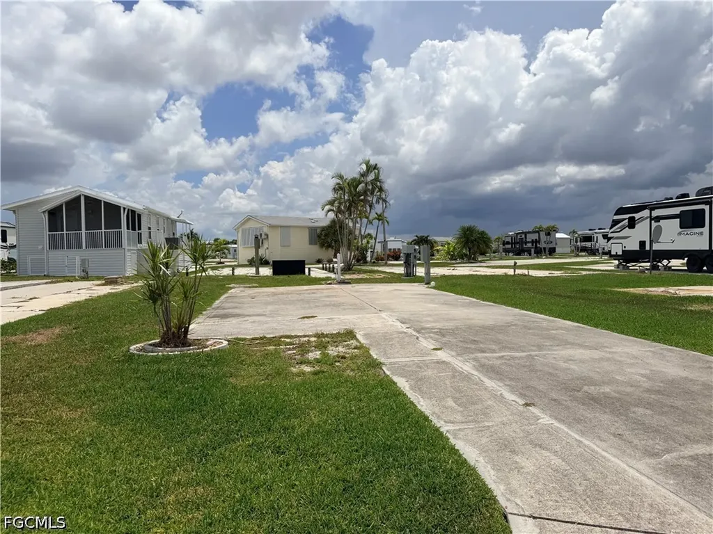 19681 Summerlin #51D Road Fort Myers FL 33908