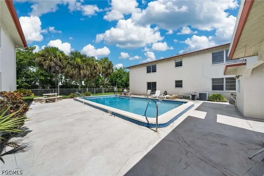 4420 Santa Barbara Boulevard Cape Coral FL 33914