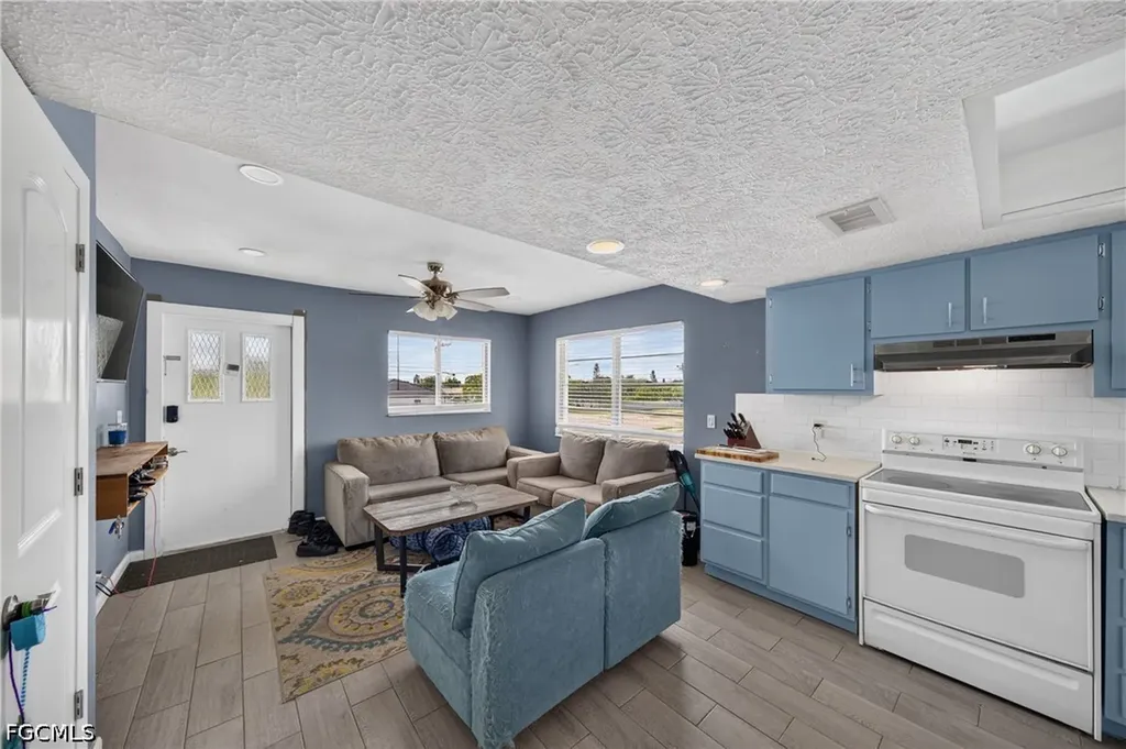 4420 Santa Barbara Boulevard Cape Coral FL 33914