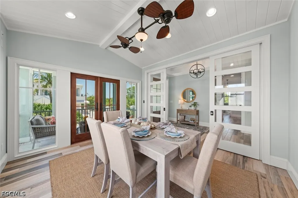 1114 Seagrape Lane Sanibel FL 33957