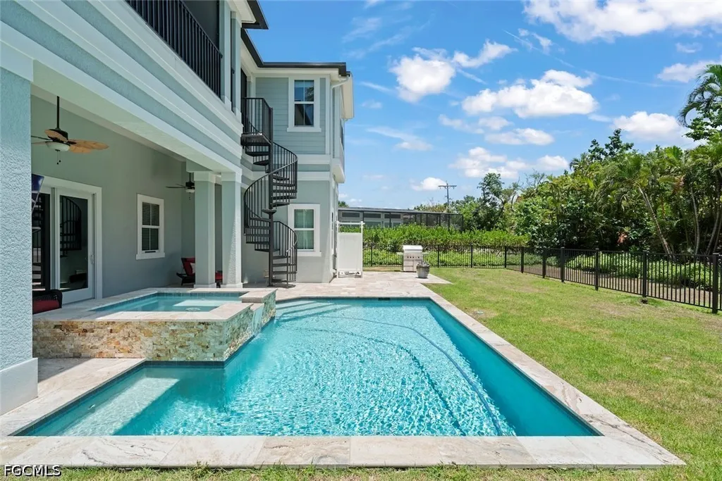 1114 Seagrape Lane Sanibel FL 33957