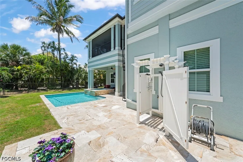 1114 Seagrape Lane Sanibel FL 33957
