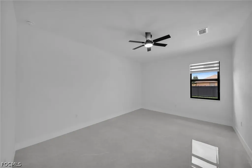 1302 NE Juanita Place Cape Coral FL 33909
