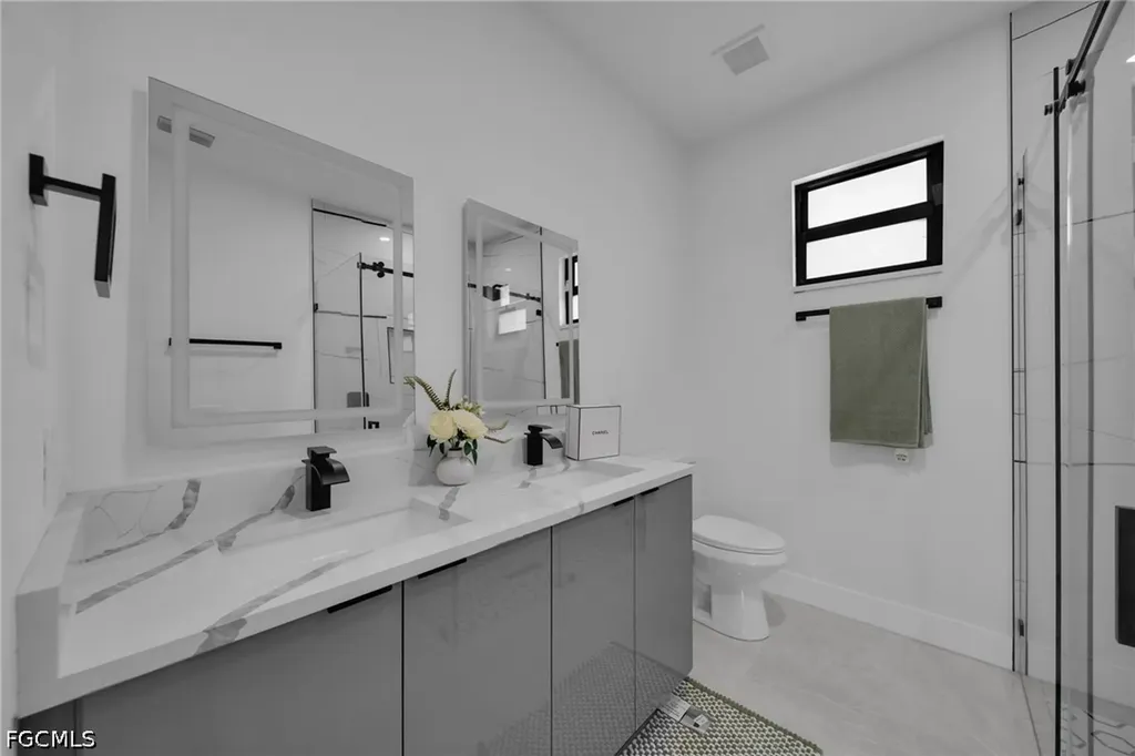 1302 NE Juanita Place Cape Coral FL 33909