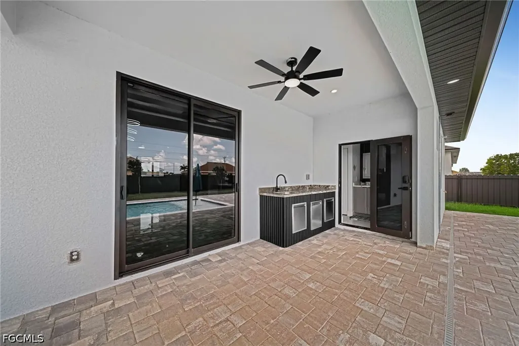 1302 NE Juanita Place Cape Coral FL 33909