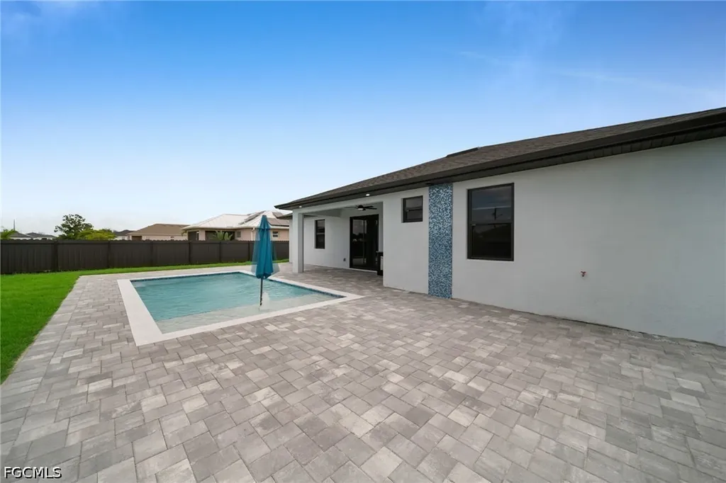 1302 NE Juanita Place Cape Coral FL 33909