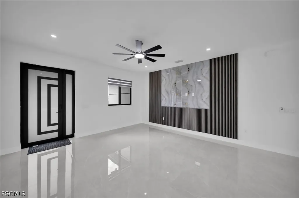 1302 NE Juanita Place Cape Coral FL 33909