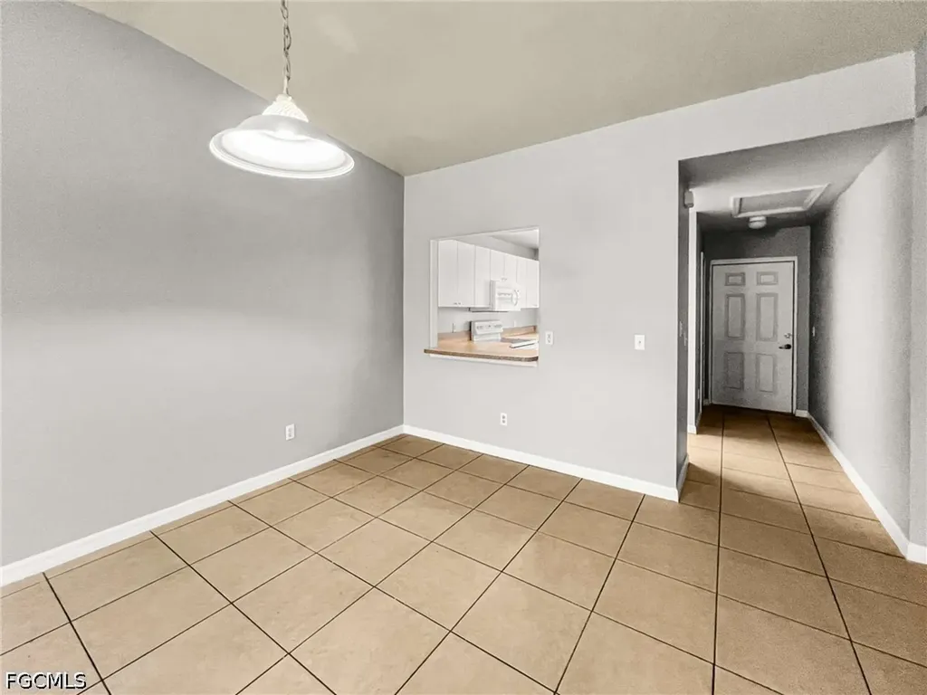 1321 SE 8th Avenue Cape Coral FL 33990
