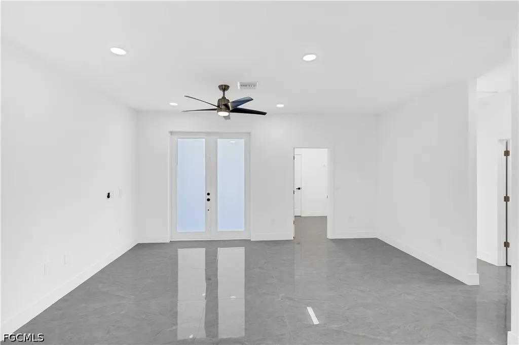 864 Chantilly Street E Lehigh Acres FL 33974