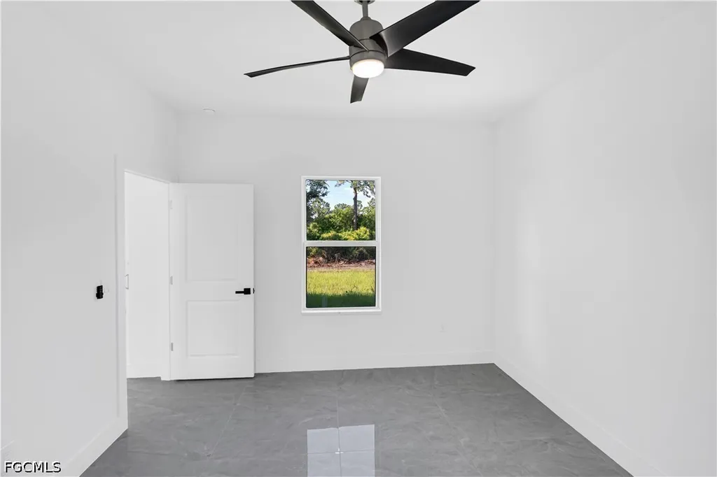 864 Chantilly Street E Lehigh Acres FL 33974