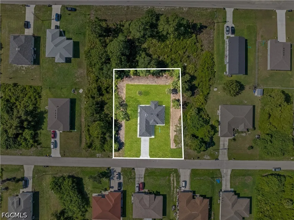 864 Chantilly Street E Lehigh Acres FL 33974