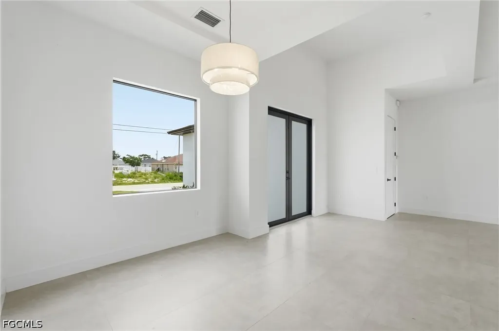 2026 NW 21st Street Cape Coral FL 33993