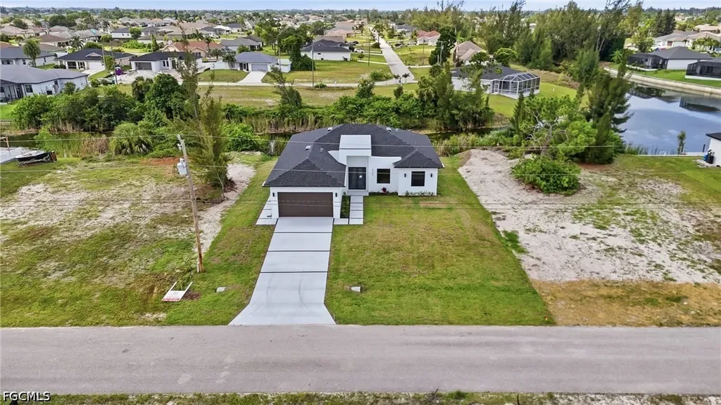 2026 NW 21st Street Cape Coral FL 33993