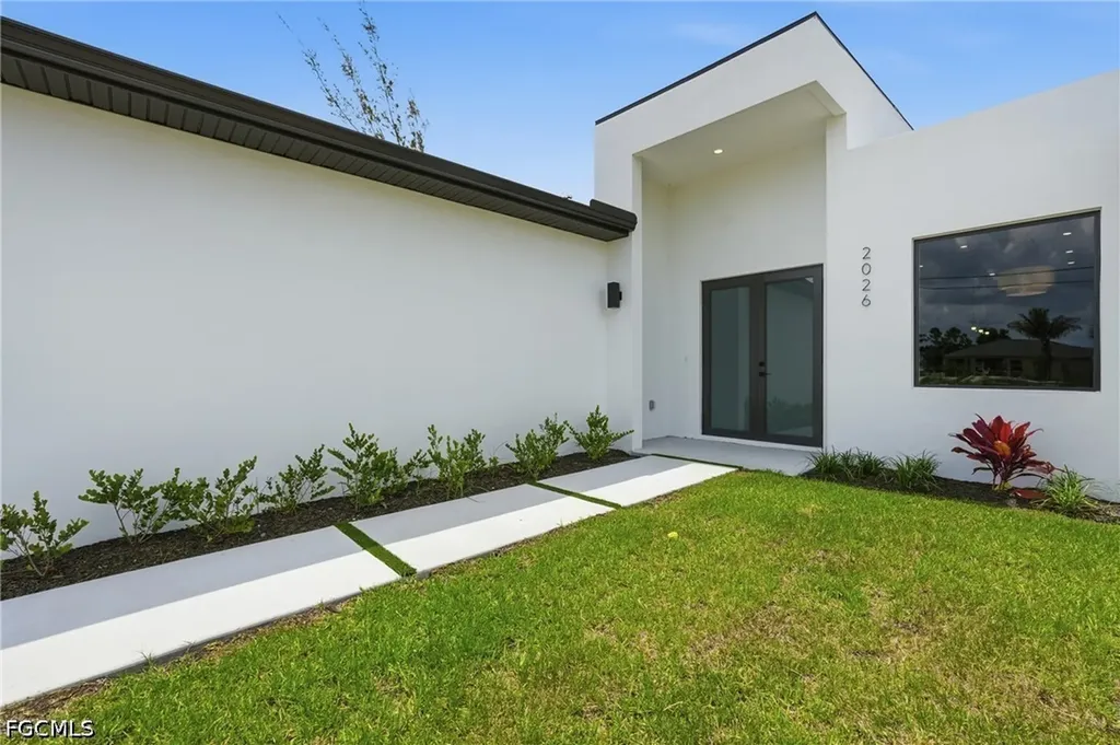 2026 NW 21st Street Cape Coral FL 33993