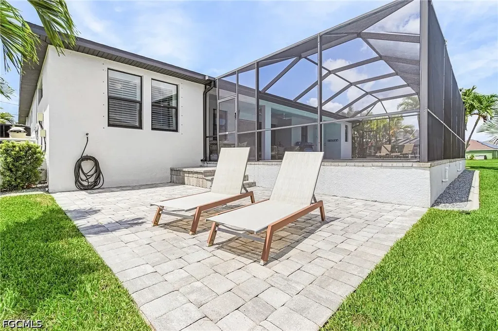 3306 SW 3rd Terrace Cape Coral FL 33991