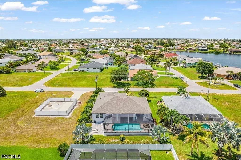 3306 SW 3rd Terrace Cape Coral FL 33991