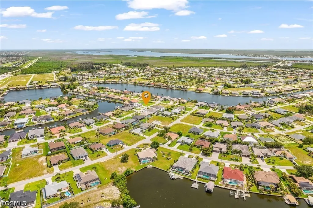 3306 SW 3rd Terrace Cape Coral FL 33991