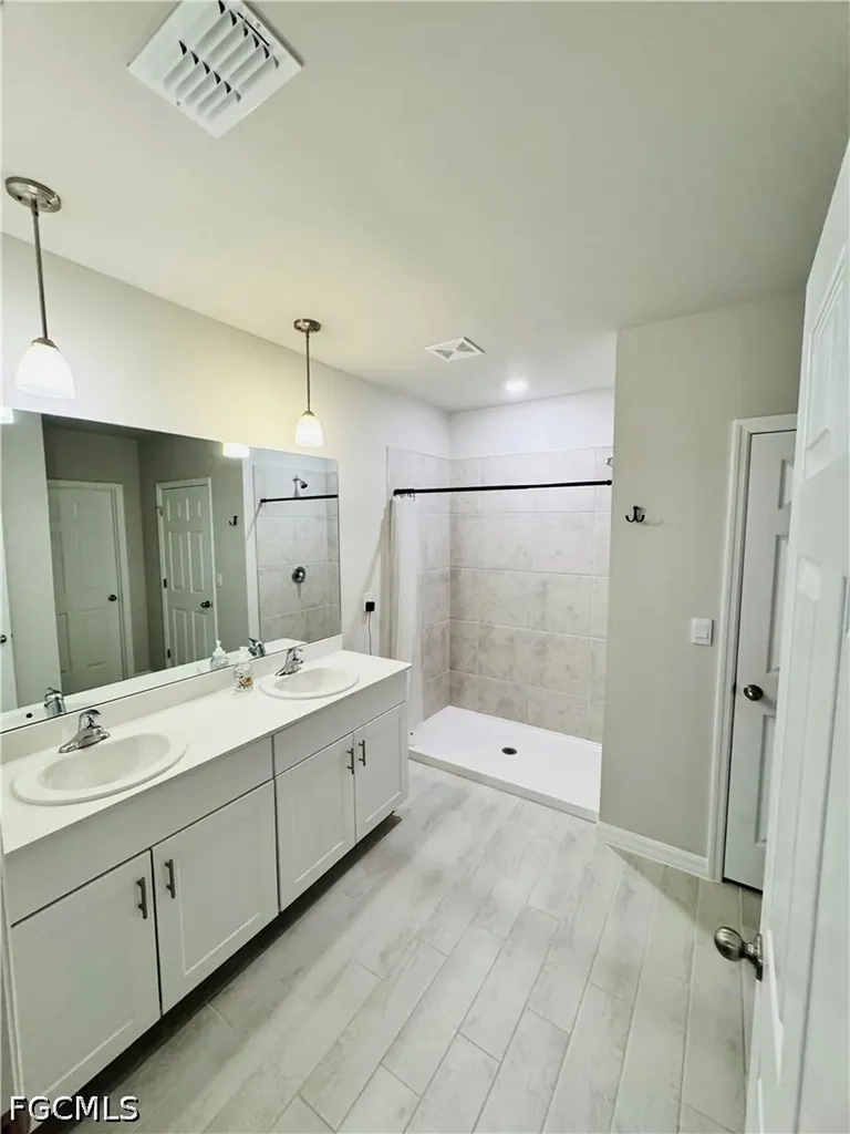 20324 Camino Torcido Loop North Fort Myers FL 33917