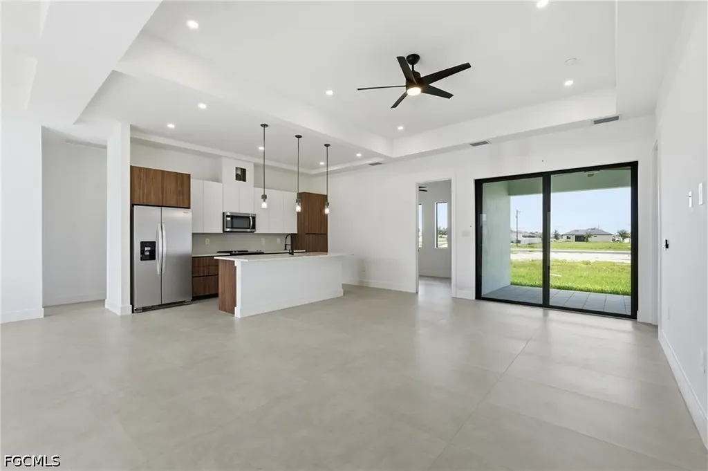 219 NE 15th Terrace Cape Coral FL 33909
