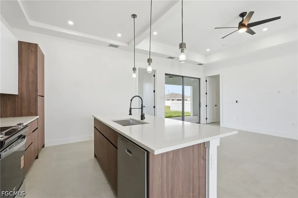 219 NE 15th Terrace Cape Coral FL 33909