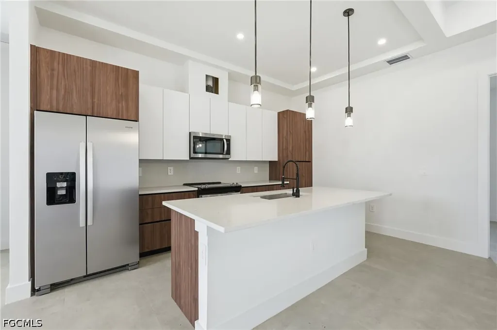 219 NE 15th Terrace Cape Coral FL 33909