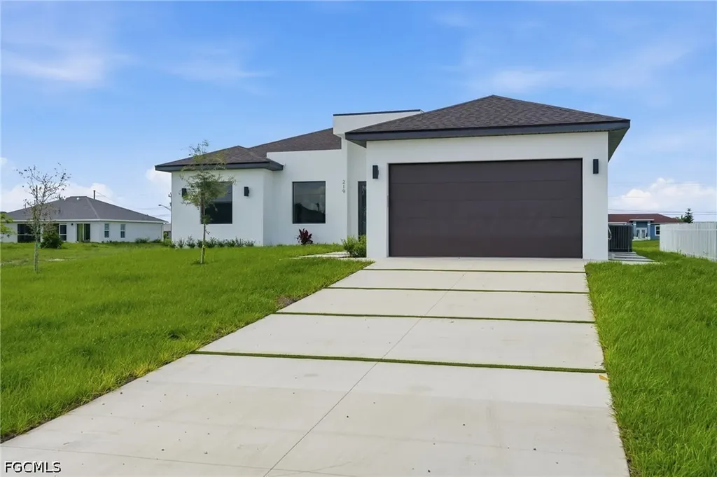 219 NE 15th Terrace Cape Coral FL 33909