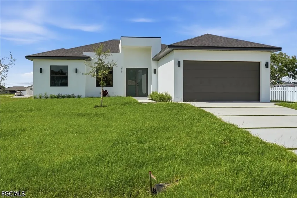 219 NE 15th Terrace Cape Coral FL 33909